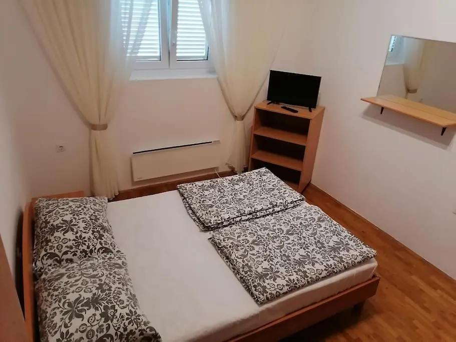 Apartman Sasa C Novi Vinodolski 0*,